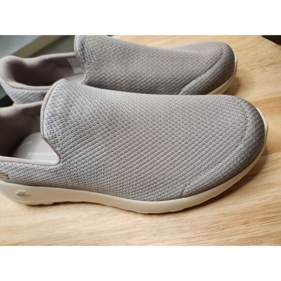 Skechers Performance Go Walk Max Men's size 9 Taupe Gen 5 - Picture 9 of 11